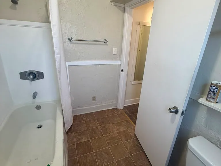 14461 Dickens St #14463-1/2 — Photo 11