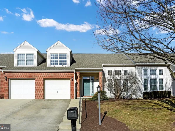 18 Round Ridge Rd, Mechanicsburg, PA 17055
