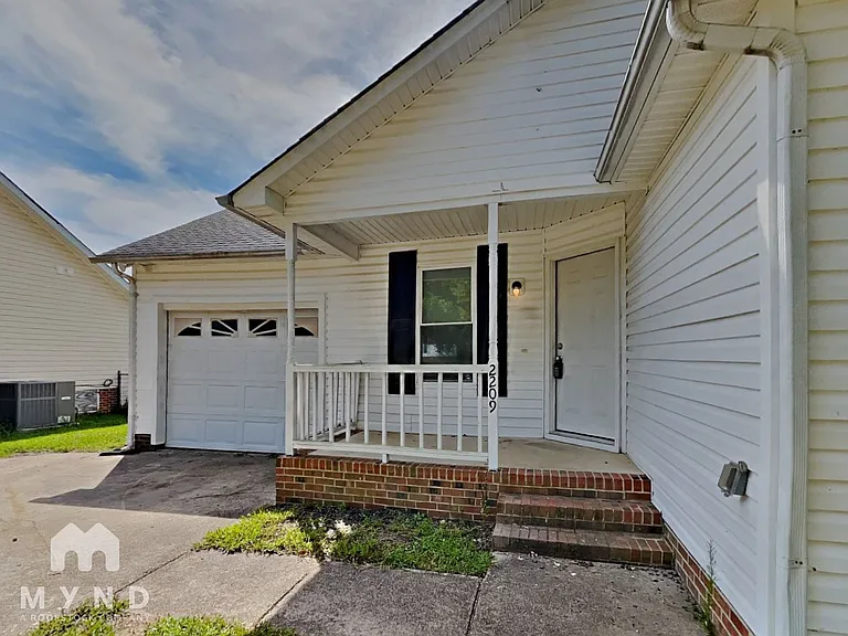 2209 Maybrook Dr — Photo 23