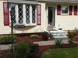 509 Lime City Rd, Rossford, OH 43460