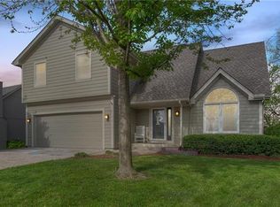 1104 Susan St, Kearney, MO 64060