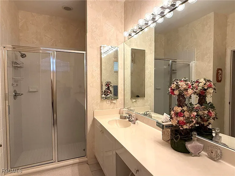 11081 Lakeland Cir — Photo 11