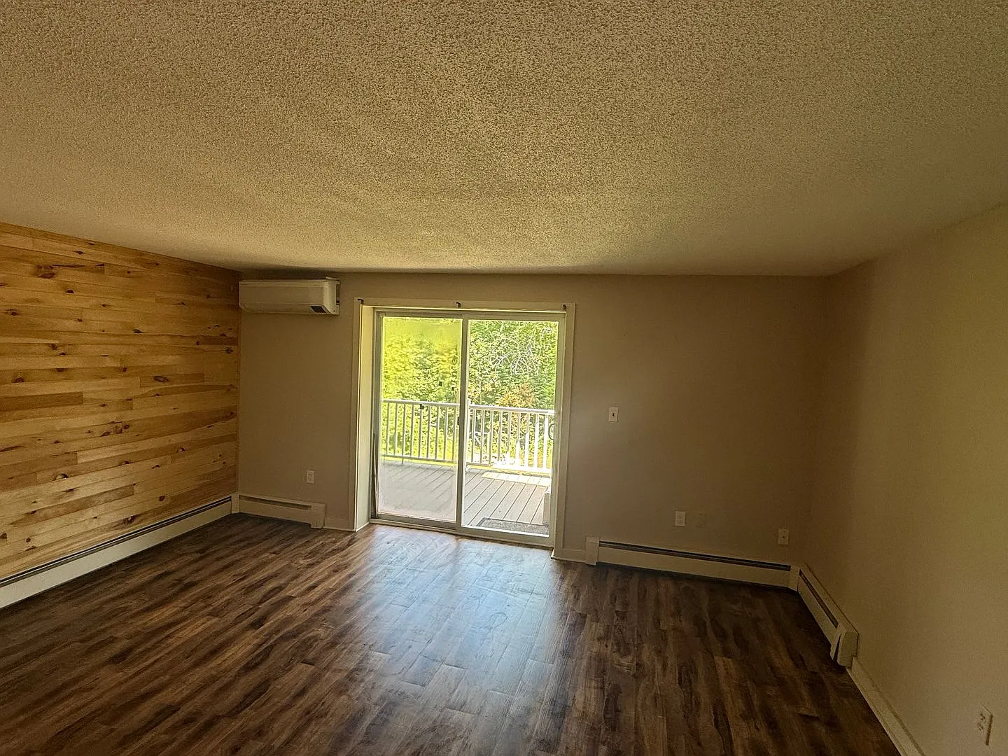 Charming 1bd/1ba Apartment - Seconds from Attitash! — Photo 3
