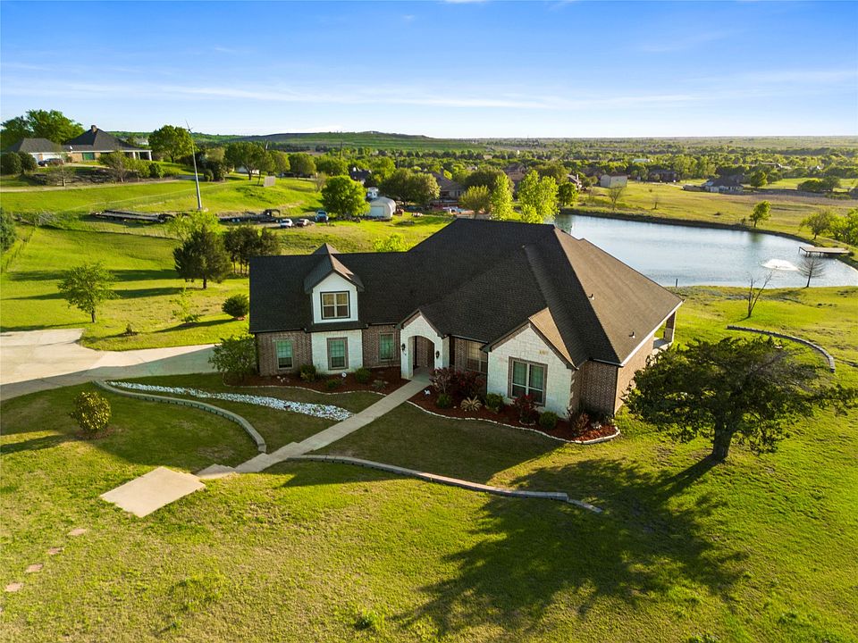 1st image of 110 Eagles Roost Cir