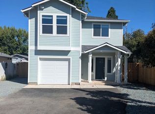 613 St Thomas Lane, Eagle Point, OR 97524