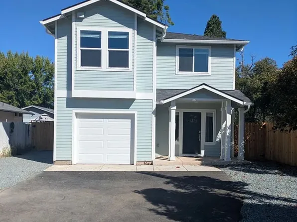 613 St Thomas Lane, 613 Saint Thomas Ln #A, Eagle Point, OR 97524