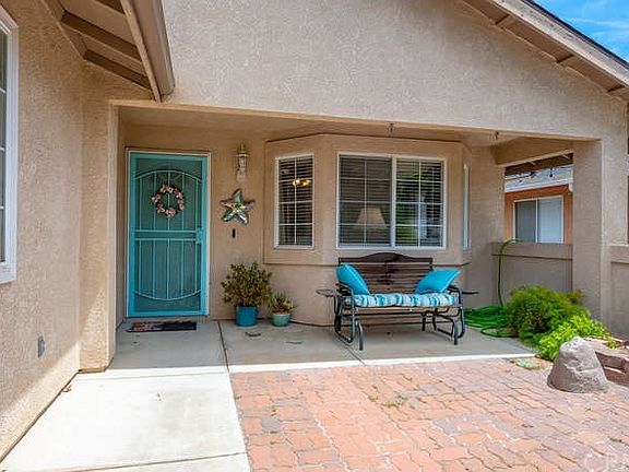 4th image of 711 Honey Grove Ln