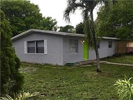 1st image of 1620 NW 15th Ter