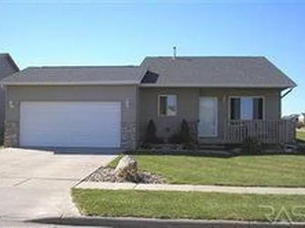 701 S Whitewood Ave, Sioux Falls, SD 57106