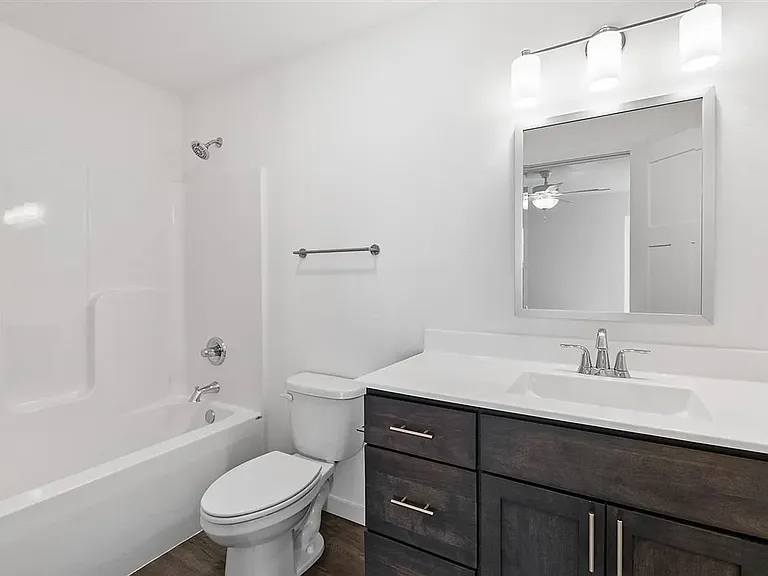 622 Catherine Dr #622 — Photo 14