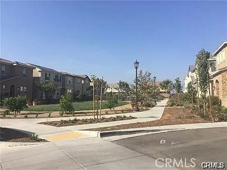 5945 Silveira St — Photo 31