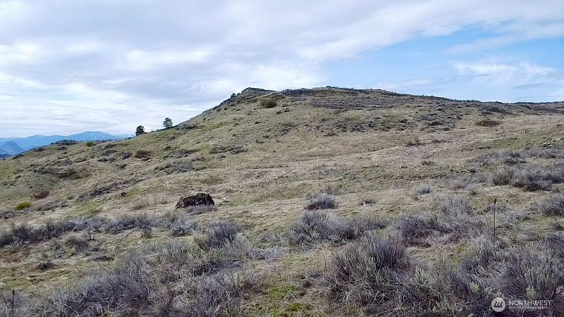 2nd image of 0 Overland Road S