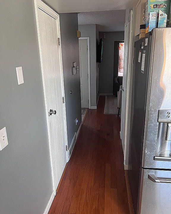 1st image of 770 Pennington Dr