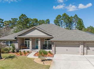 7252 Reef St, Navarre, FL 32566