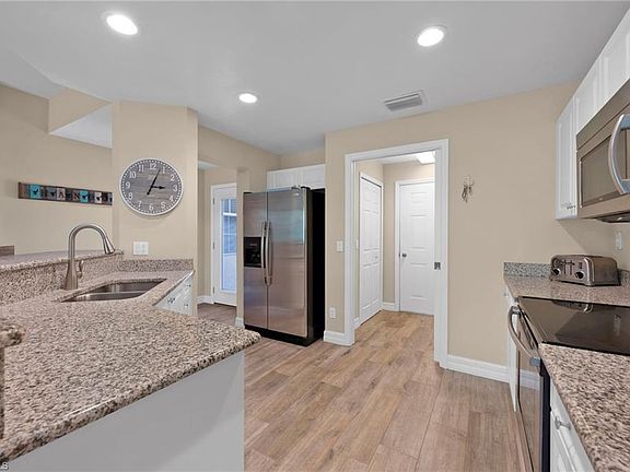 5th image of 12601 Las Olas LN #112