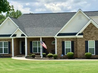 1015 Clover Leaf Dr, McDonough, GA 30252
