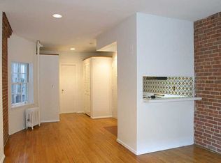 225 E 96th St APT 3RE, New York, NY 10128