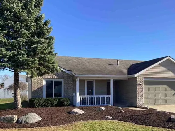 12922 Country Shoal Ln, Grabill, IN 46741