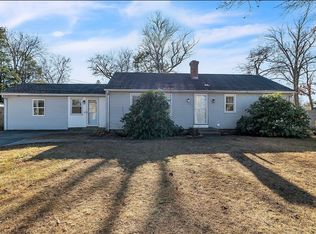 61 Mary Coburn Rd, Springfield, MA 01129