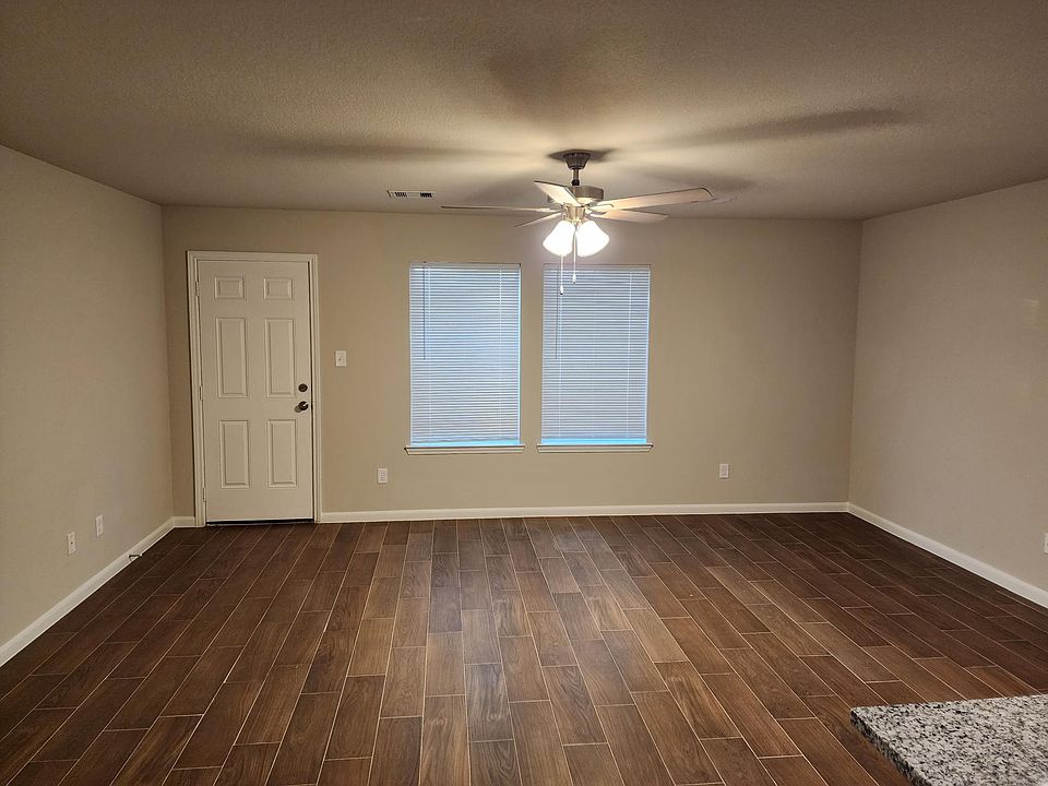8835 Judwin St, Houston, TX 77075 | Zillow