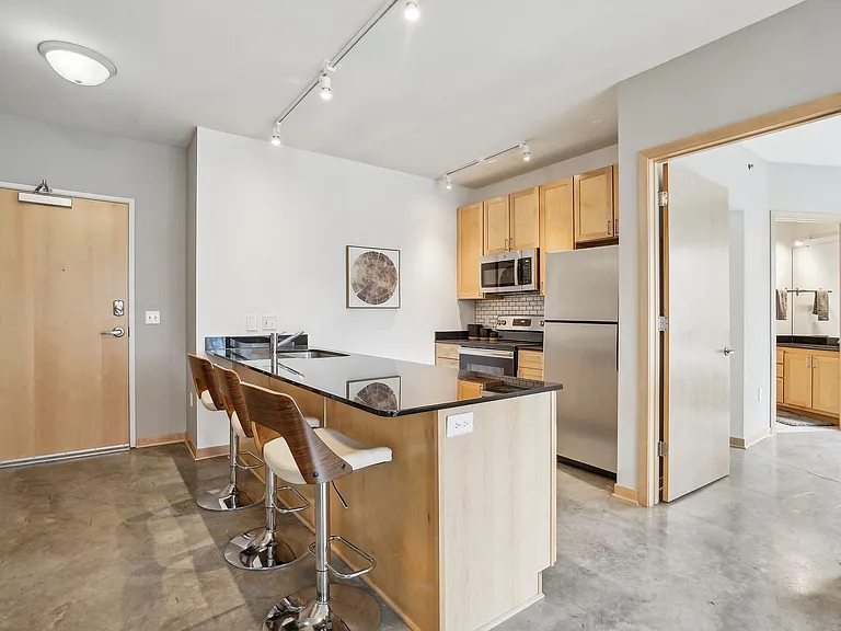 Solhaus Apartments & Tower — Photo 19