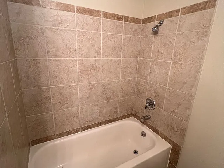 179 SW Hayes Ave — Photo 37