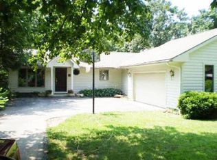 2787 Edgewood Rd, Columbus, OH 43220