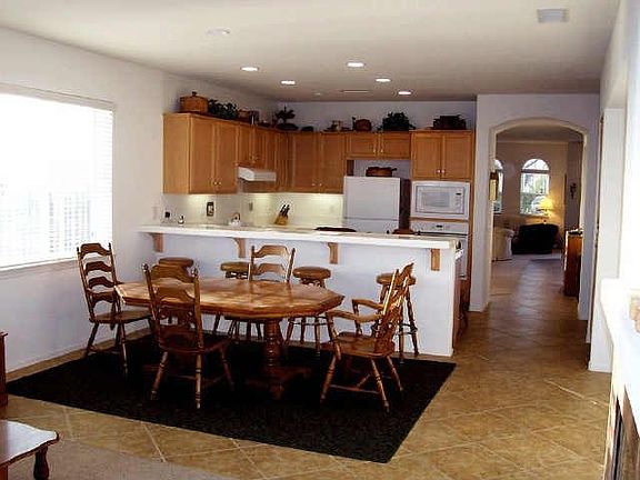 Separate Breakfast Area and Snack Bar.