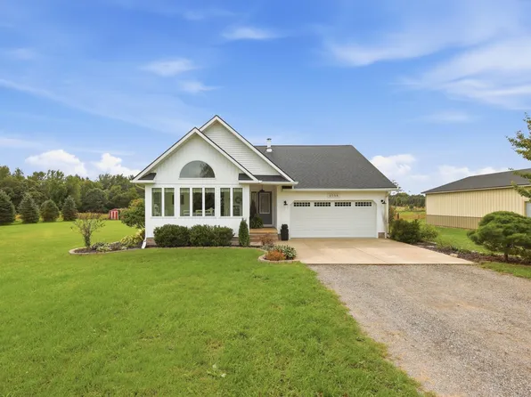 4038 Farrel Rd, Hastings, MI 49058