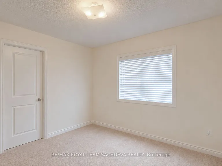 95 Fred Jackman Ave — Photo 26