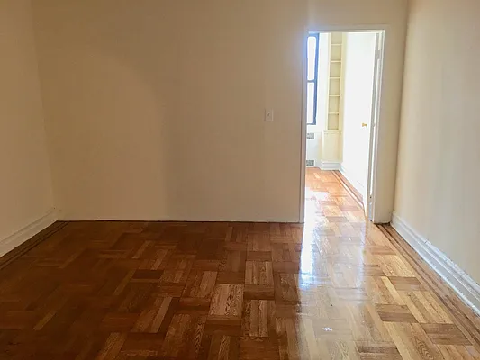 Rented by Uptown Flats LLC | media 17