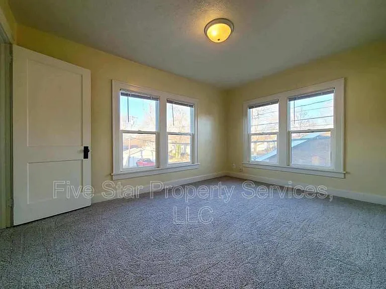 514 E Oak St #514 — Photo 10