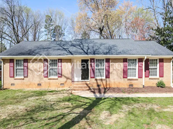 4629 Dawnwood Dr, Charlotte, NC 28212