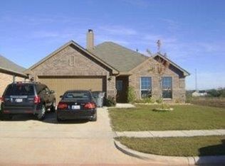 4733 SW Greenwich Dr, Lawton, OK 73505