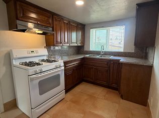 7237 Milton Ave #E, Whittier, CA 90602