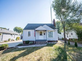 218 Ohio Ave, Louisville, OH 44641