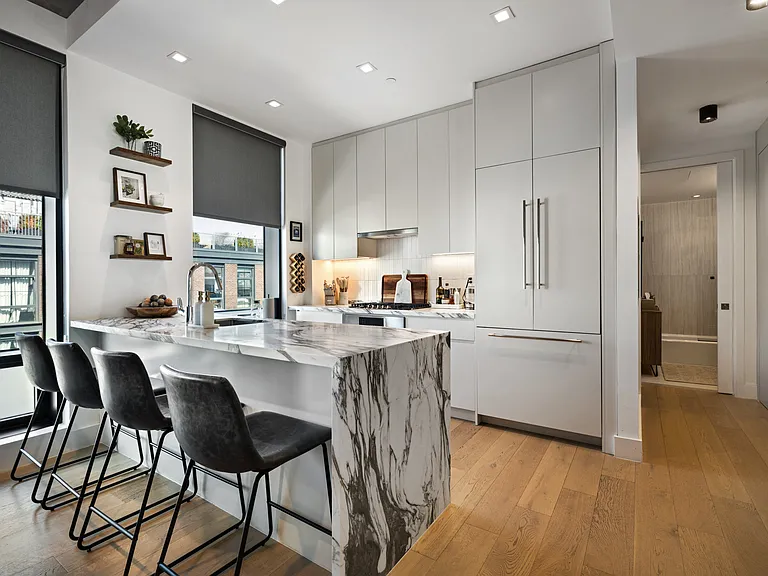 661 Driggs Ave #5B — Photo 14