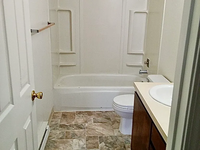 211 E Bird Ave #A — Photo 7