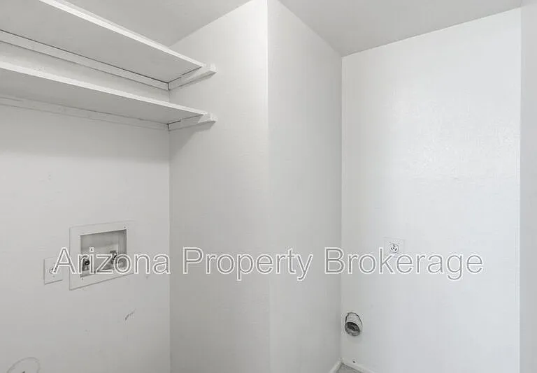 1625 N Date #26 — Photo 11