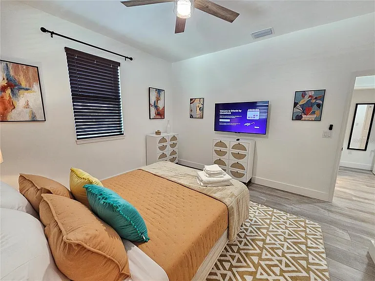 2075 Jewell Ave — Photo 21