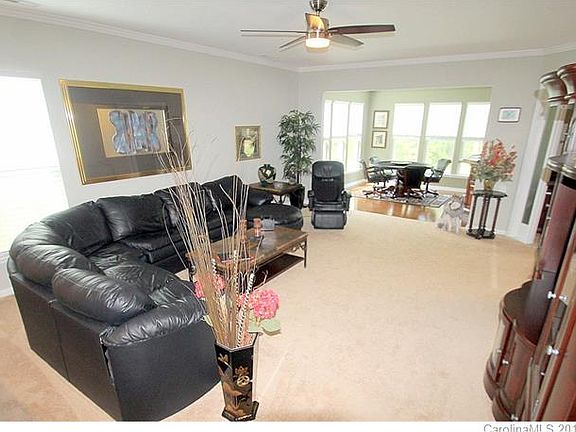 2nd image of 2088 Kennedy Dr