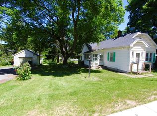 2714 Norton St, Rochester, NY 14609