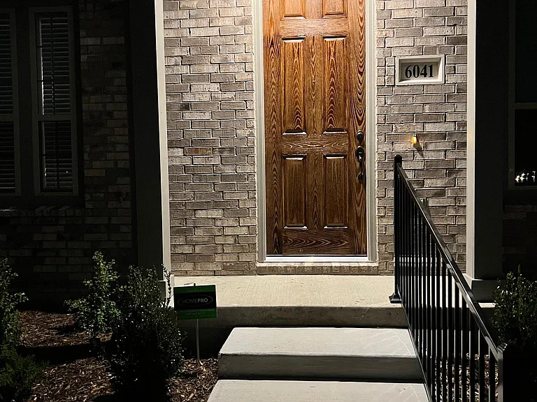 6041 Roper Rd — Photo 14