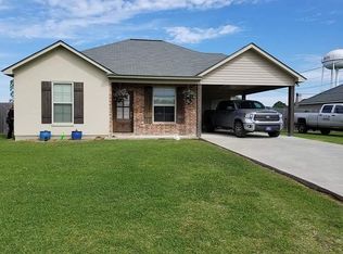 1511 Grand Point Rd, Breaux Bridge, LA 70517