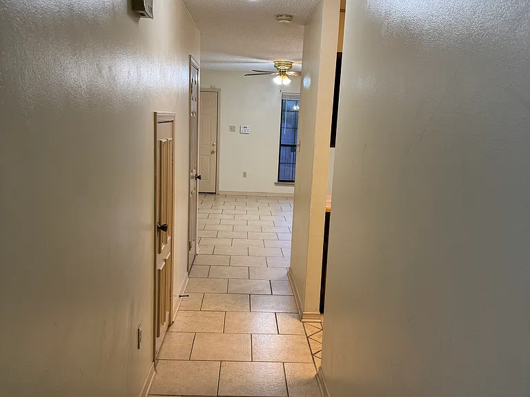 7051 Perkins Place Ct #B — Photo 7