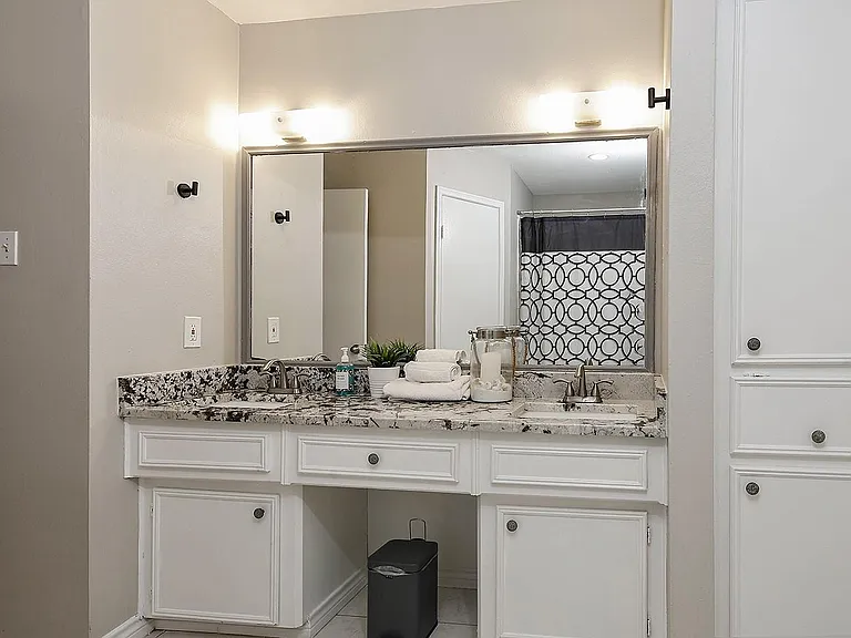 103 N Deerfoot Cir — Photo 16