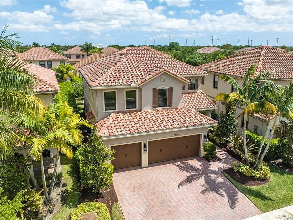 1st image of 7410 NW 109th Way