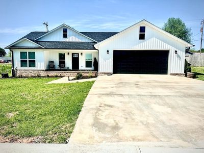 301 W Brighton Ave, Muscle Shoals, AL, 35661
