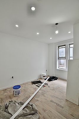 3rd image of 693 Bristol St APT 2R