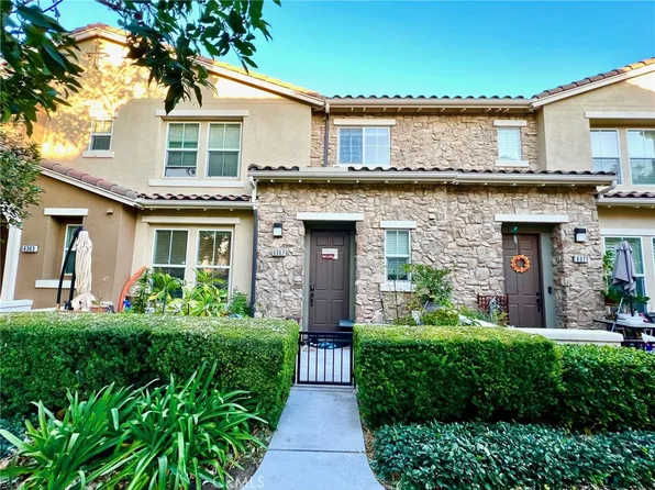 6367 Marbella Ln, Mira Loma, CA 91752